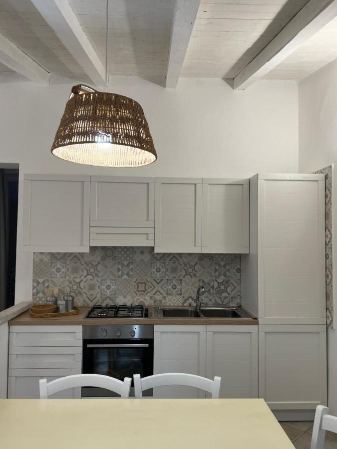 Appartamento Il Caracolo A Cala Francese ลามัดดาเลนา ภายนอก รูปภาพ